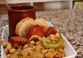 Tapa de cocido de un bar de León.