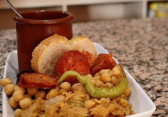Tapa de cocido de un bar de León.
