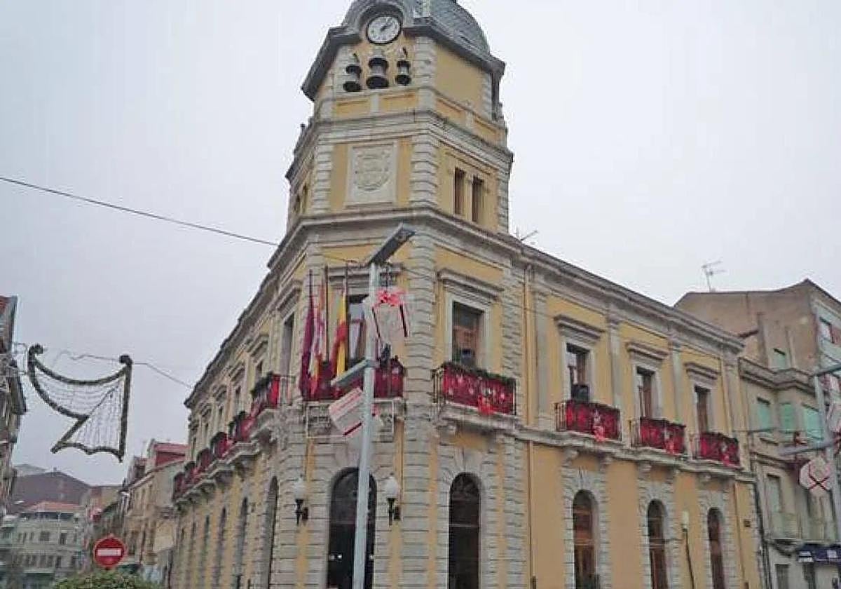 El TSJ ratifica la anulación de las «subidas de sueldo» en el Ayuntamiento de La Bañeza