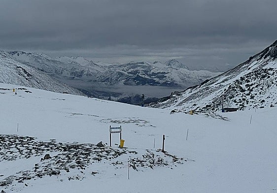 Zona alta de la estación de San Isidro, en León.