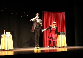 Florette y Yurgen llenan de magia el Teatro San Francisco