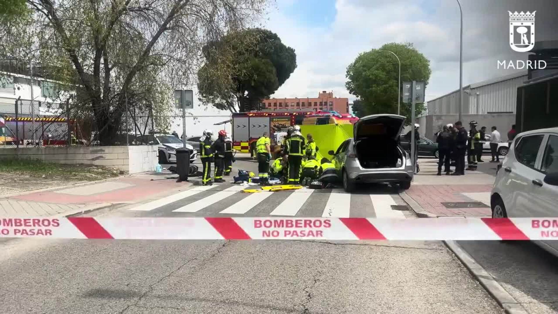 Atropellada una mujer que cruzaba con su bebé por un paso de cebra en San Blas