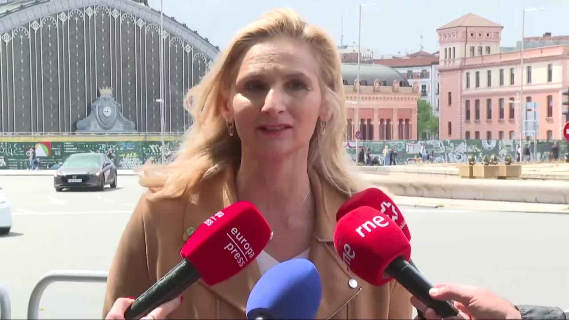 El PP afirma que la imagen de Trump vestido de Papa 