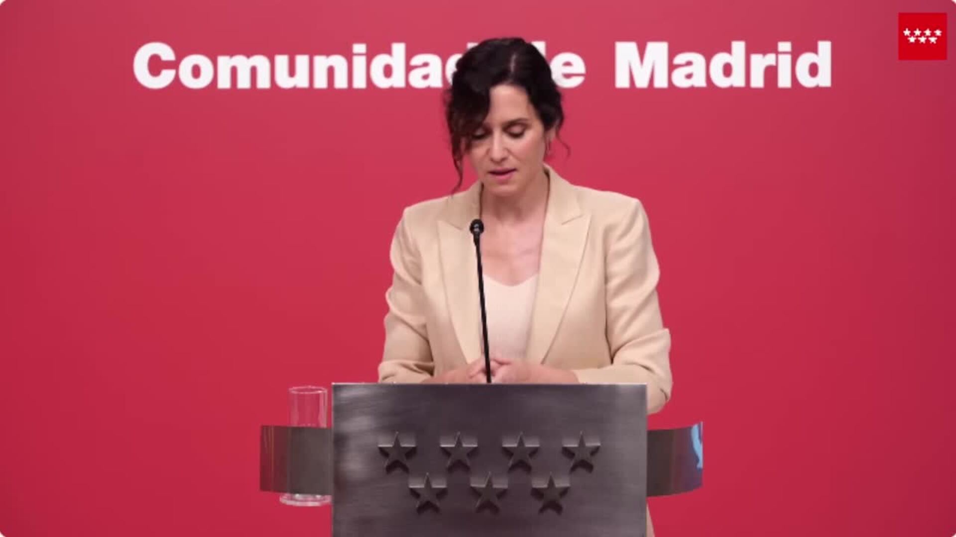 Ayuso critica que "la difamación sea posible en España"