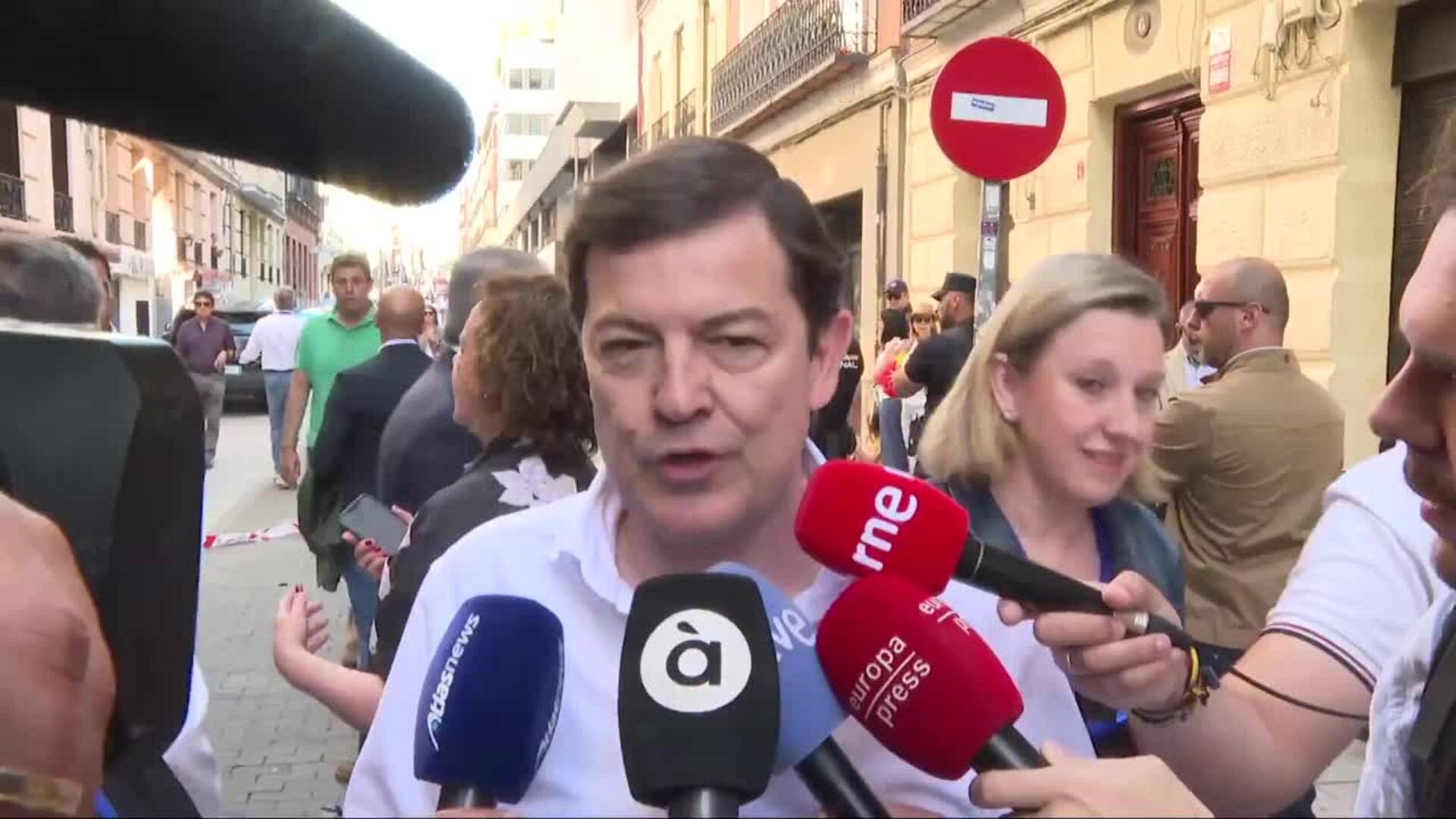 Mañueco dice que ya ha terminado el tiempo de la "política mafiosa"