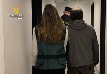 Detenido un hombre por interactuar sexualmente con niños por redes sociales