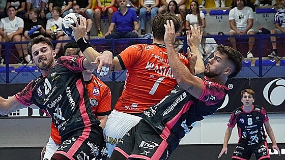 Luis Puertas se estrena en León tras la victoria en Ciudad Real