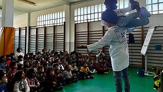 Un colegio de León cierra el trimestre con una semana dedicada a la ciencia