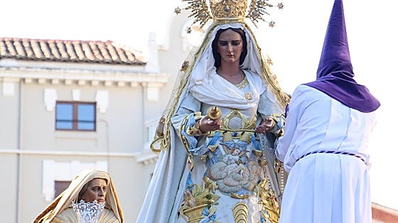 La esperanza se encuentra con la vida en un Domingo de Resurrección en León