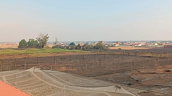 «Salimos con vida de milagro y ahora no nos dan la ayuda con media granja quemada»