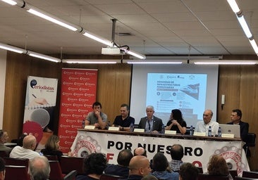Astorga celebra una jornada reivindicativa para «no perder este tren»