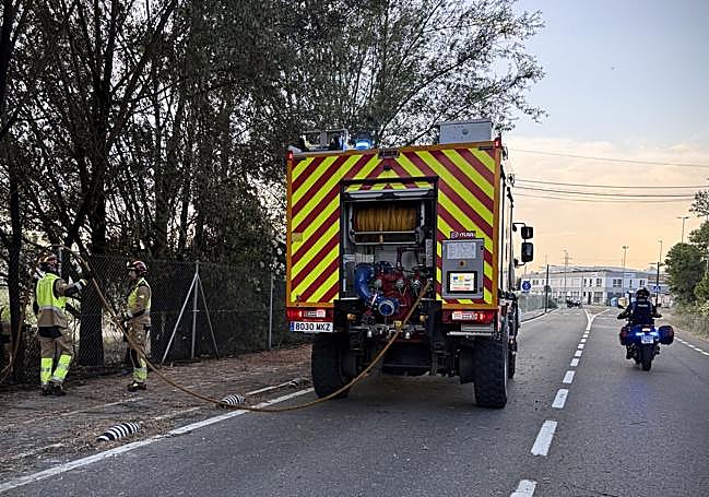 Bomberos en Trobajo.