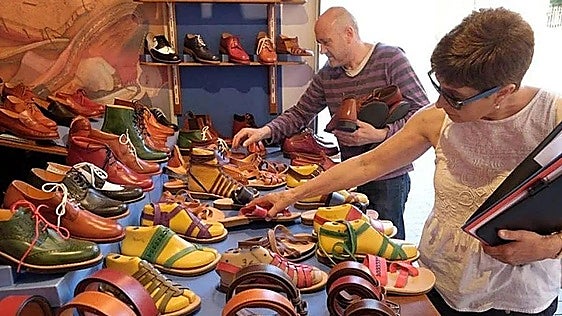 La XXVIII Feria de Artesanía de León llenará la calle Ruiz de Salazar con 31 talleres artesanos del 19 al 28 de junio