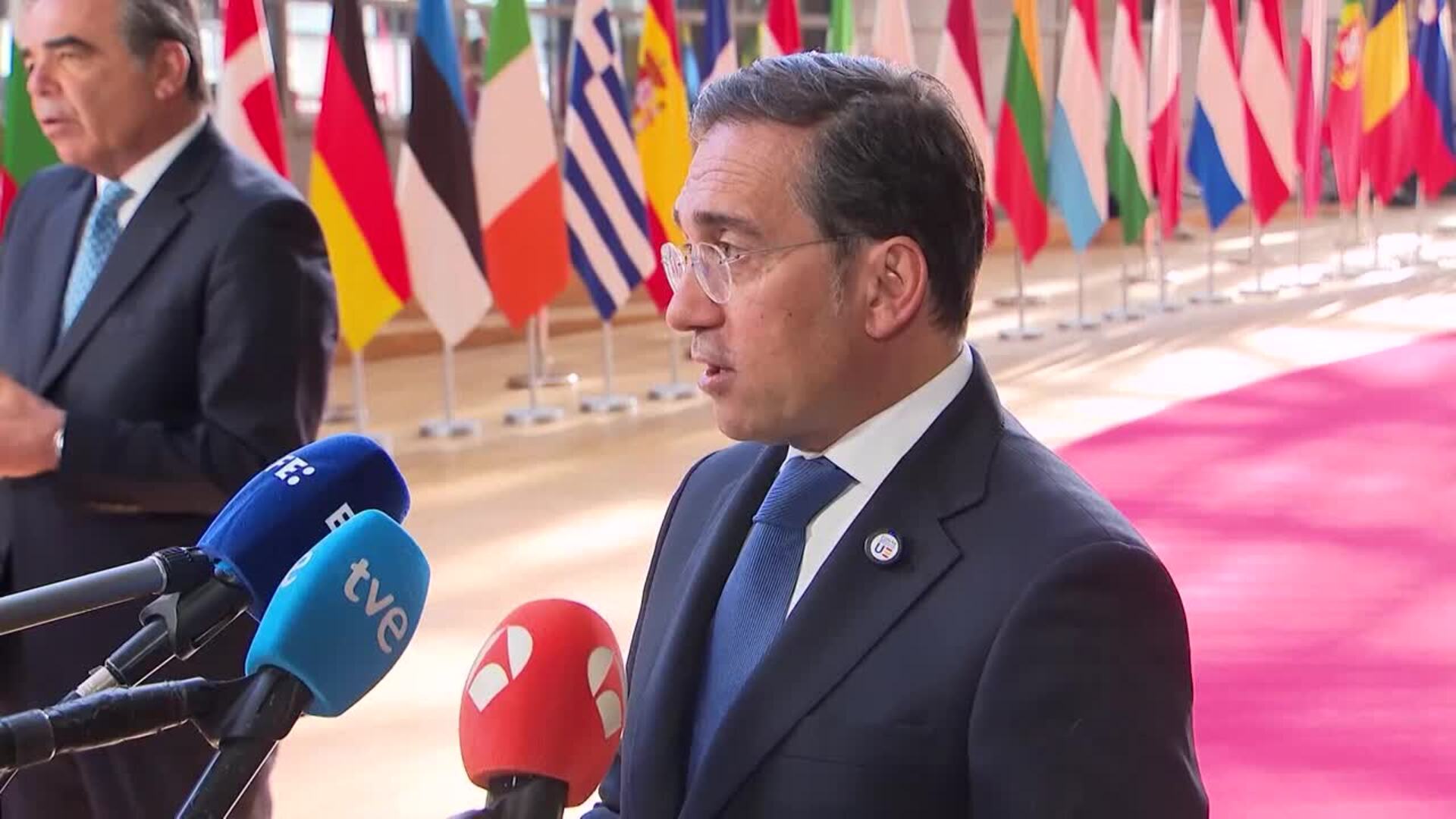 Albares critica "táctica dilatoria" para no vetar comercio con los asentamientos de Cisjordania