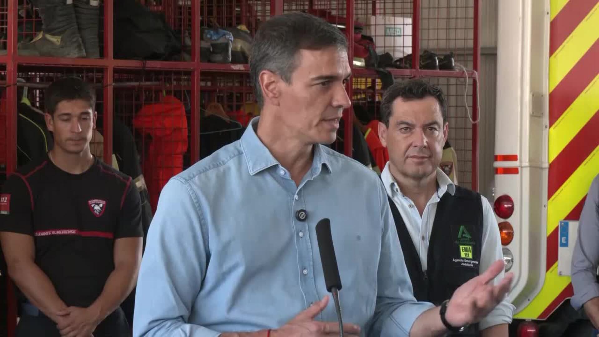 Sánchez y Moreno destacan la cooperación en la lucha contra el incendio de Los Gallardos