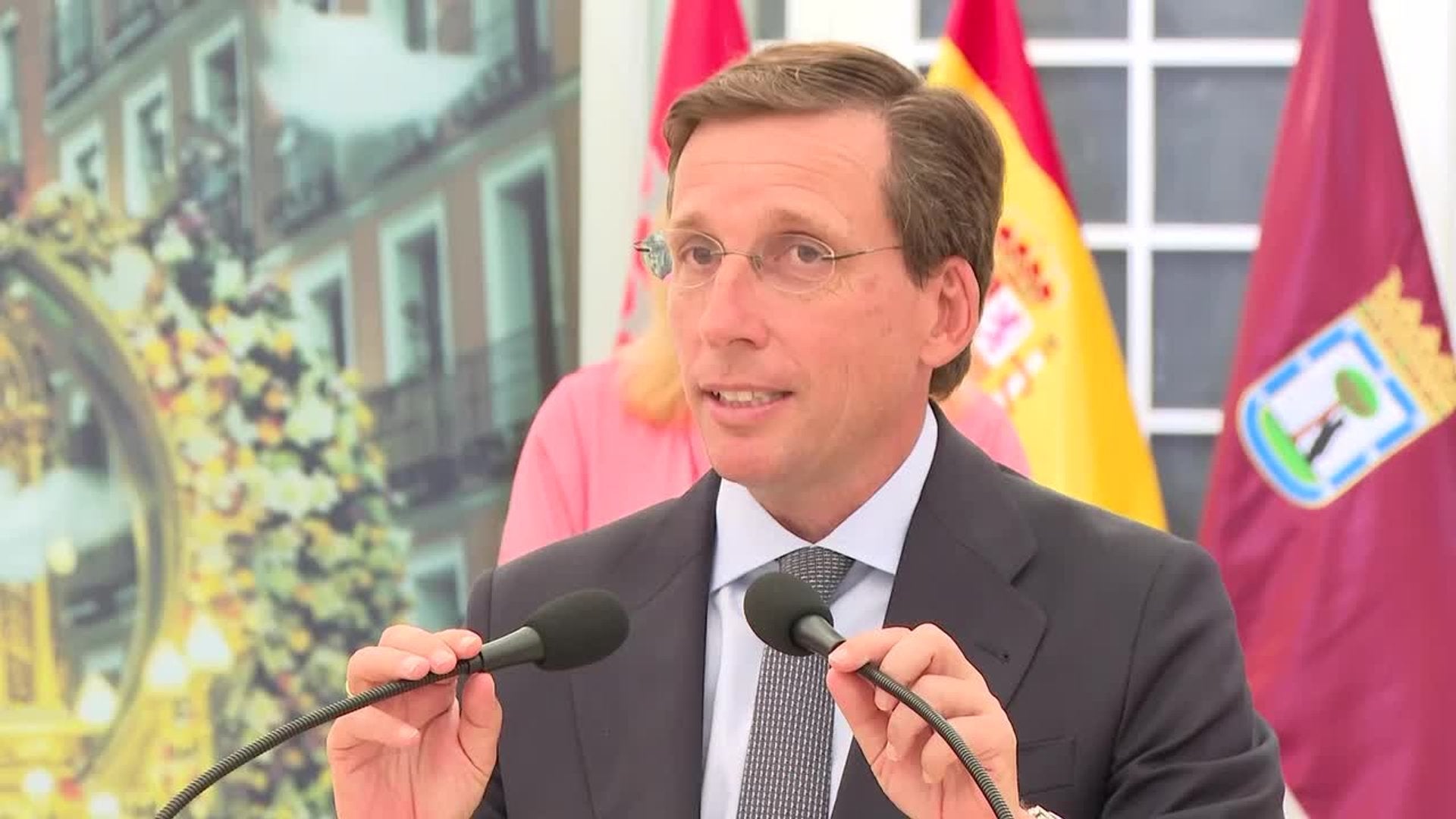 Almeida augura que hay "Ayuso pa rato" si el programa de la izquierda es "el ático"