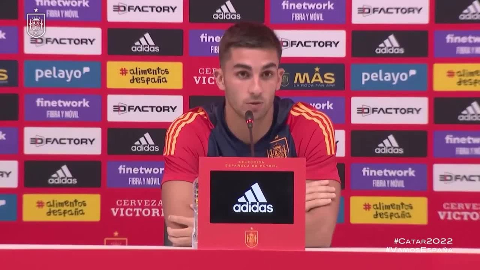 Ferran Torres abandona el Barça y ficha por el PSG