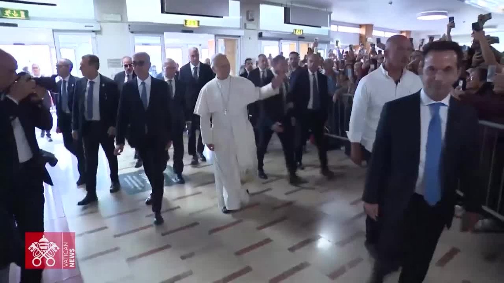 El Papa León XIV pasa una noche "tranquila" tras la extirpación de un tumor en el pulmón
