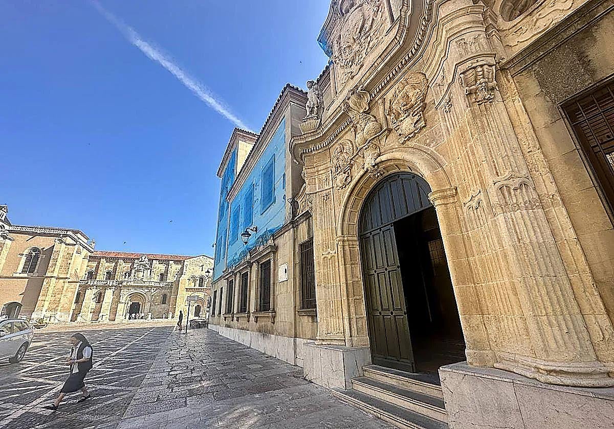Fachada de la Audiencia Provincial de León.