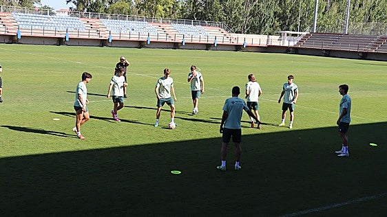 La Cultural regresa a la acción tras el empate ante el Real Avilés con algunas ausencias
