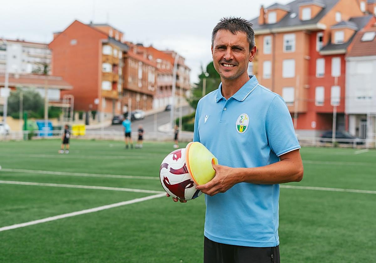 Imagen de Sergio González 'Nanín', entrenador del C.D. La Virgen del Camino.