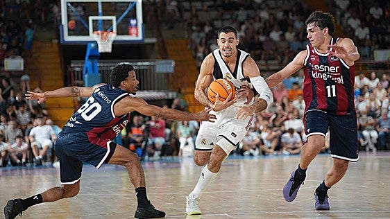 Las mejores imágenes del partido entre el Real Madrid y el Kosner Baskonia disputado en León