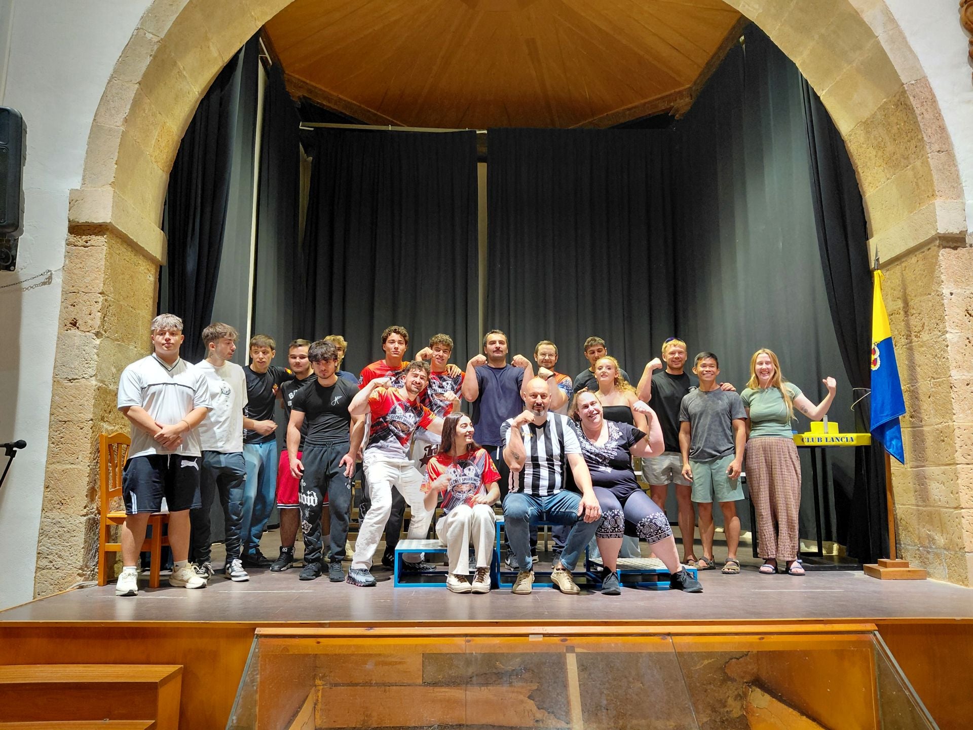 Participantes del Open de Pulsos de Mansilla.