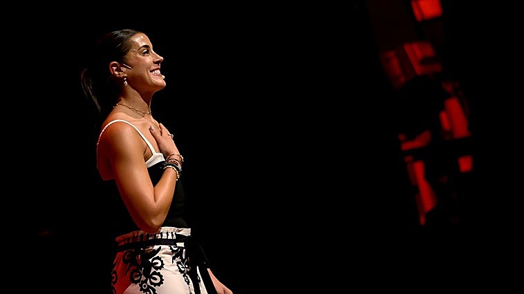 Carolina Marín llama a «luchar por los sueños» en su charla en el FID de León