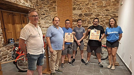 La Bañeza acoge una exposición de Vespinos que se podrá visitar durante julio