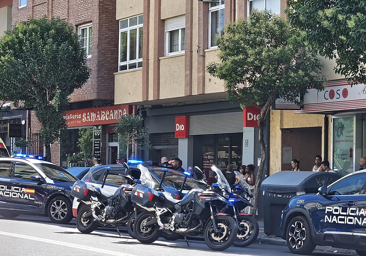 Un instante de la intervención policial.