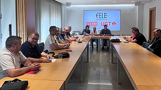 El nuevo convenio del transporte de mercancías en León fija un incremento salarial del 12 por ciento en tres años