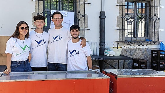 Más de 1.000 décimos vendidos en menos de dos horas desatan la fiebre por la Lotería de Navidad de Villamanín