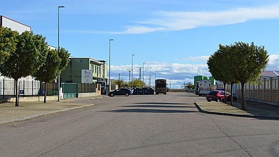 Santa María del Páramo modernizará su polígono industrial con más de 100.000 euros