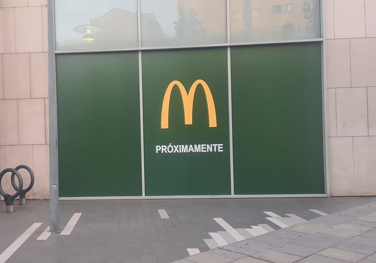 Imagen del anuncio del nuevo local.