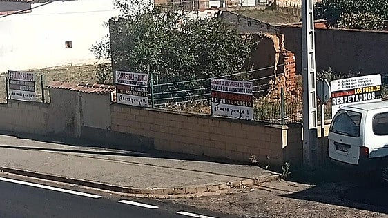La guerra abierta de los vecinos de la N-120 contra el peaje cambia de forma: «Es un suplicio»