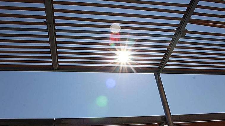 El calor se mantiene el jueves en León, con cielos despejados y hasta 34 grados