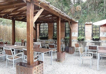 Bar rural en un pueblo de León.