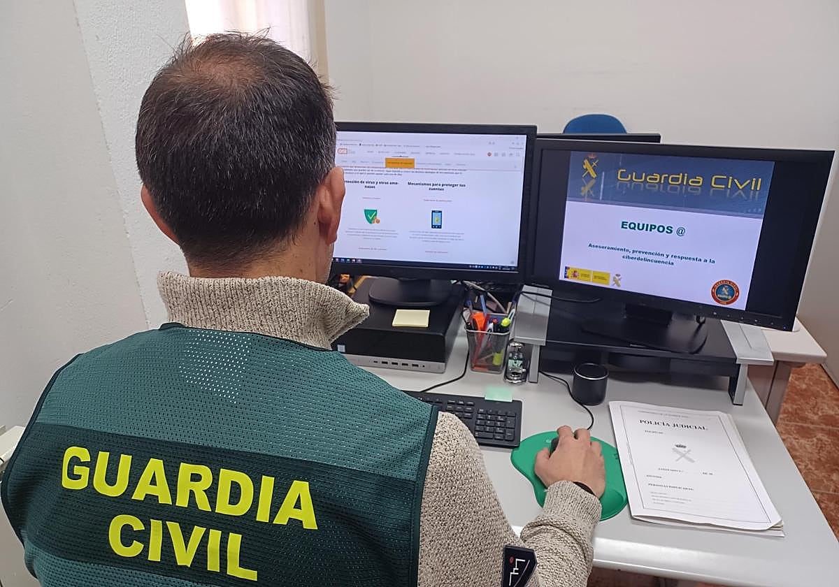 Equipo de la Guardia Civil.
