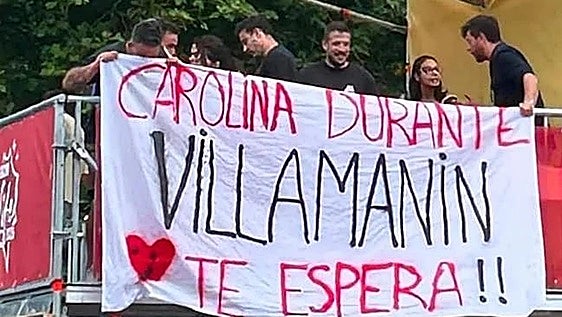Villamanín pone el broche final a sus fiestas con el gran concierto de Carolina Durante
