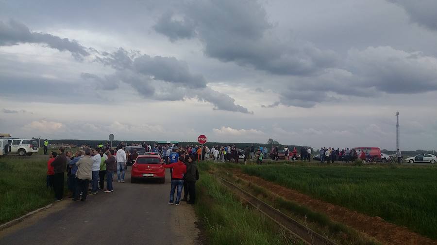 Aparatoso incendio en Embutidos Rodríguez