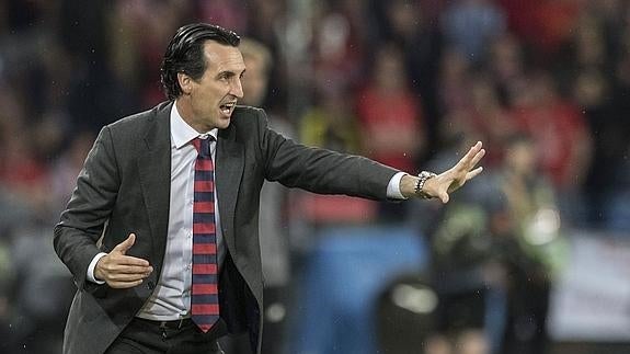 Unai Emery, en un partido del Sevilla. 