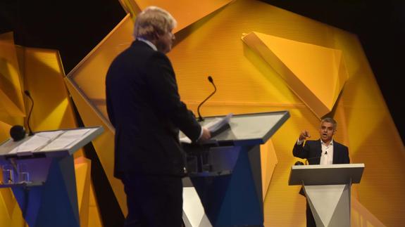 Boris Johnson y Sadiq Khan, durante uno de los últimos debates sobre la continuidad del Reino Unido en la UE.