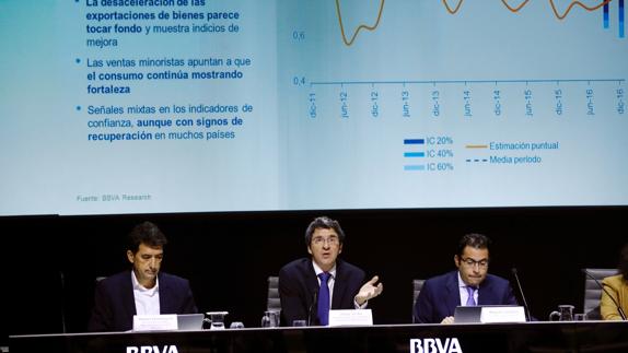 El equipo directivo de BBVA Research, en la presentación de hoy.