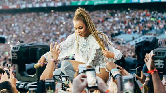 Beyoncé, la celebrity más solidaria.