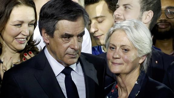 François Fillon y su mujer, Penelope.