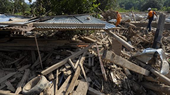 Destrozos tras las inundaciones en Mocoa (Colombia).