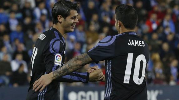 Morata y James, durante un partido. 