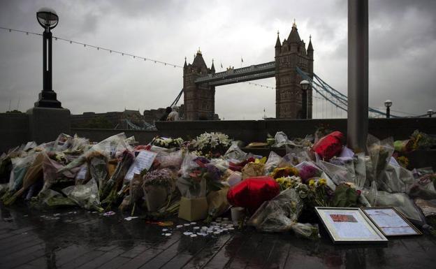 Homenaje a las víctimas del atentado de Londres.