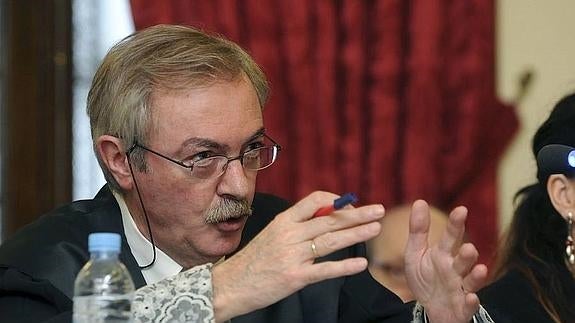 Emilio Fernández, acusación pública en el caso Carrasco