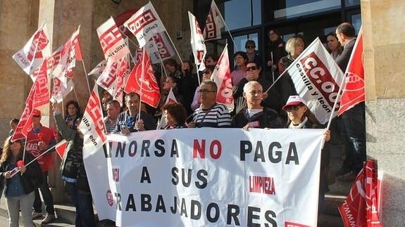 Protesta de los trabajadores de Linorsa.